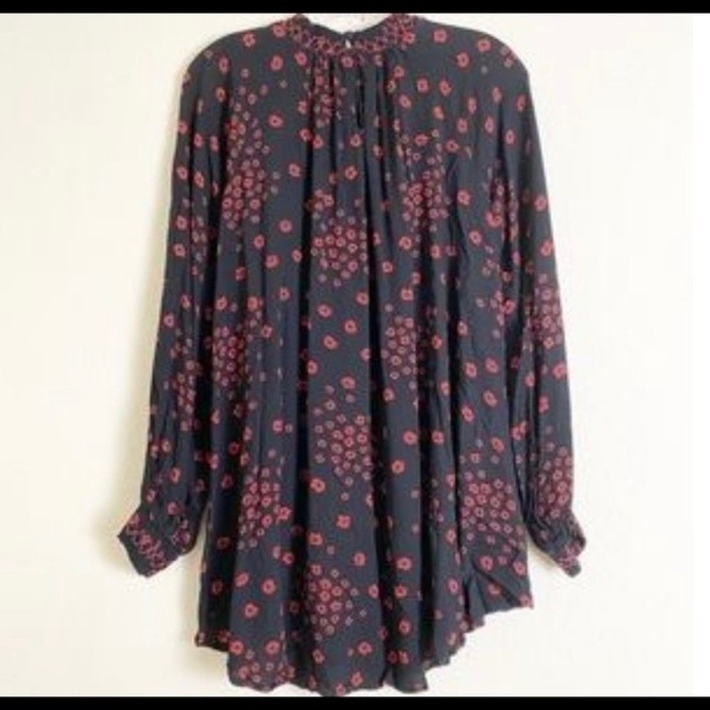 Free People "Flowers in Her Hair" Long Sleeve Tunic Black with Red Flowers XS
